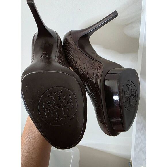 $278 Tory Burch US 10M Brown Croc Embossed Leather Pumps Wood Platform Heel - Picture 6 of 10